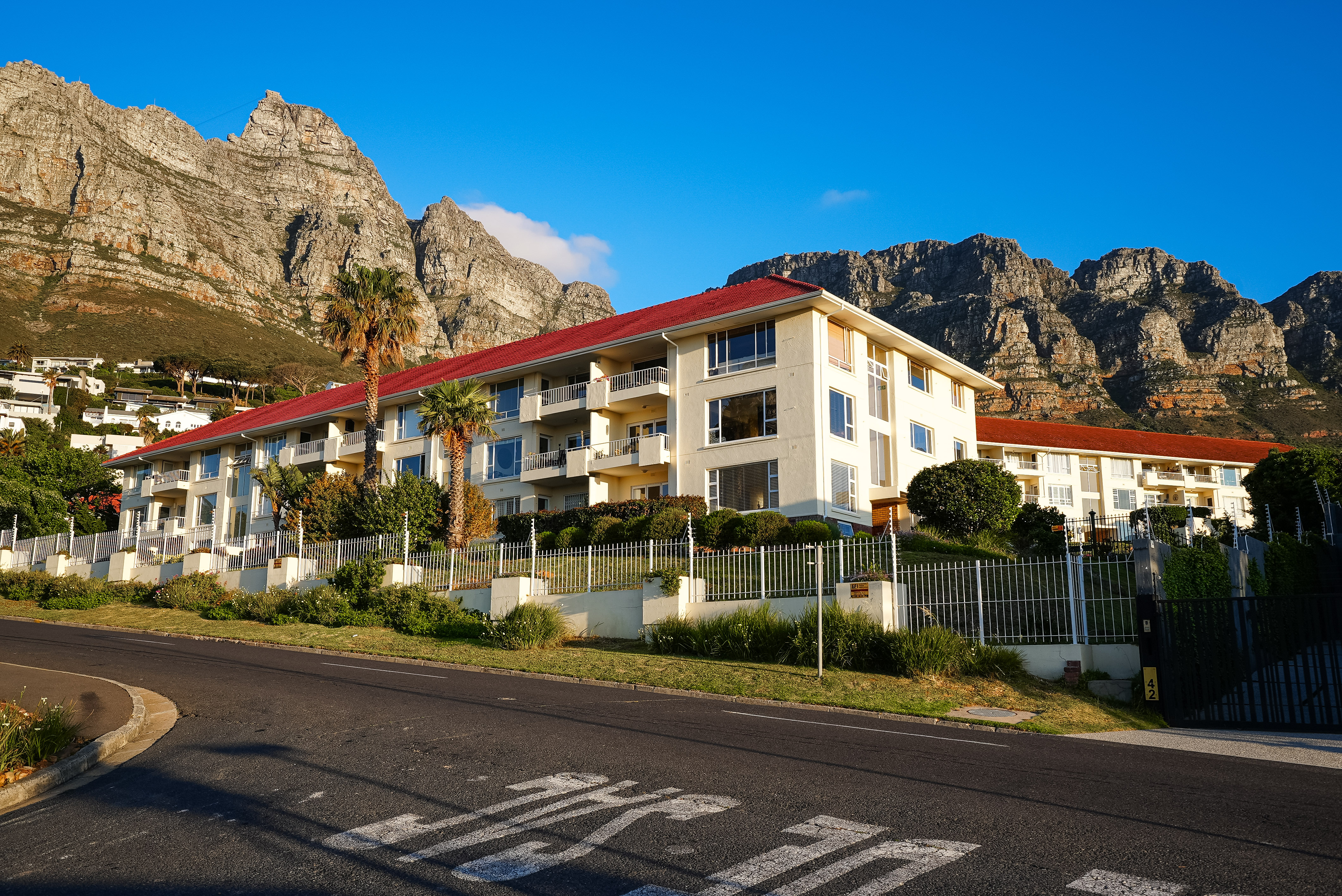 2 Bedroom Property for Sale in Camps Bay Western Cape